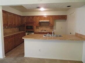 1903 Spindletop Dr in Duncanville, TX - Building Photo - Building Photo