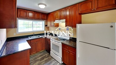 1404 S 8th Ave in Yakima, WA - Building Photo - Building Photo