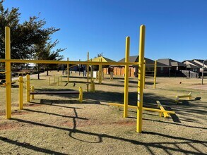 18904 Vea Dr in Edmond, OK - Foto de edificio - Building Photo