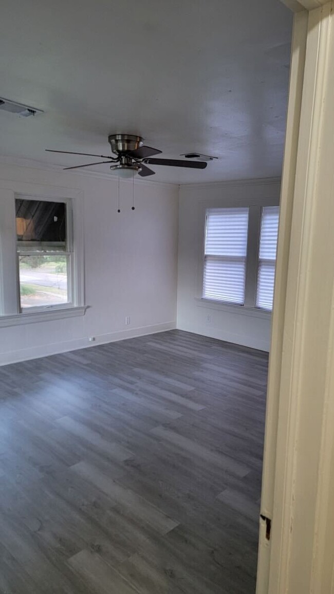 2370 Harrison Ave in Beaumont, TX - Building Photo - Building Photo