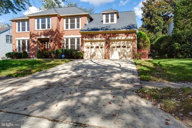 1316 Pleasant Meadow Rd in Crofton, MD - Building Photo - Building Photo