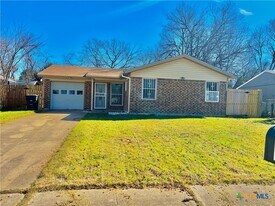 1010 San Antonio St in Killeen, TX - Building Photo