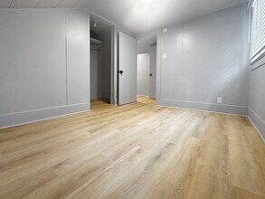 210 W Union St-Unit -2 in Greenville, MI - Building Photo - Building Photo