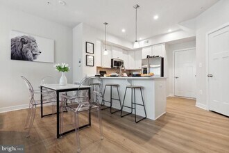 10700 Presidential Pkwy in Upper Marlboro, MD - Building Photo - Building Photo