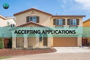 8284 Camino Alto Dr in Riverside, CA - Building Photo