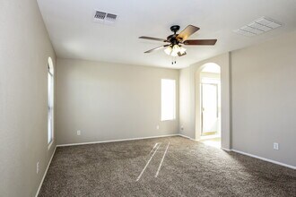 2534 W Blue Sky Dr in Phoenix, AZ - Building Photo - Building Photo