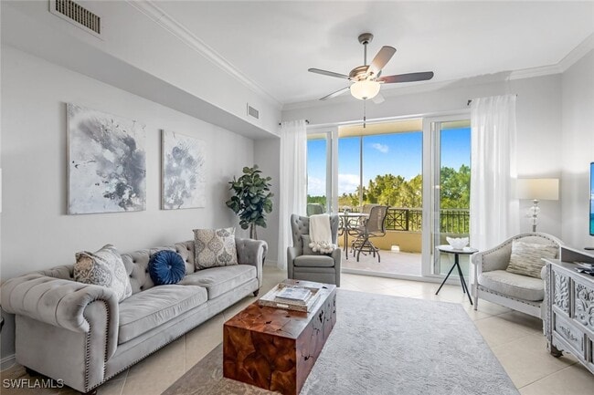 property at 2738 Tiburon Blvd E