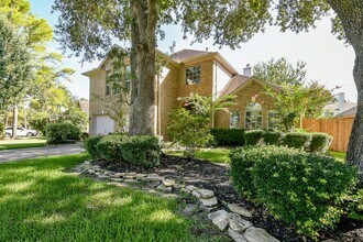 18035 Somerset Knolls Ct in Houston, TX - Building Photo - Building Photo