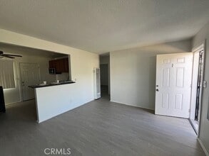 37067 Bankside Dr, Unit B in Cathedral City, CA - Building Photo - Building Photo
