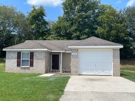 158 Village Pl in Smithville, TN - Building Photo