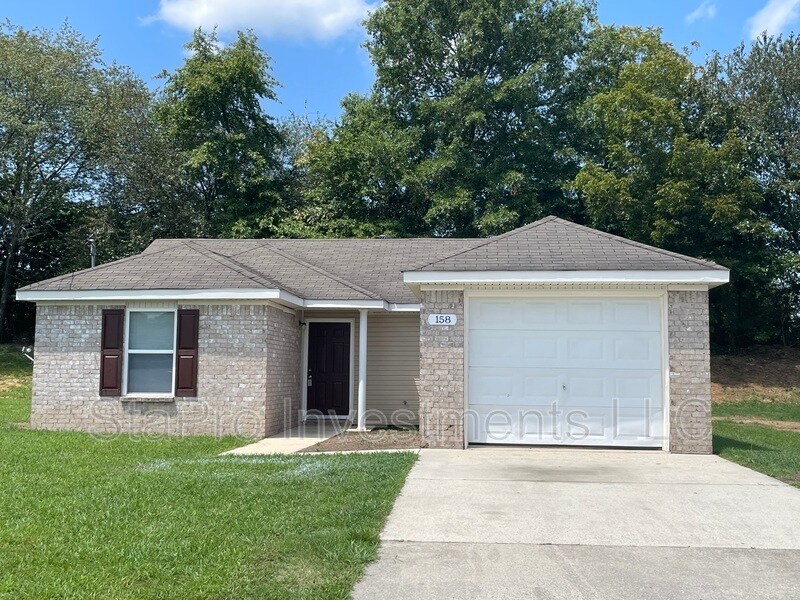 158 Village Pl in Smithville, TN - Building Photo