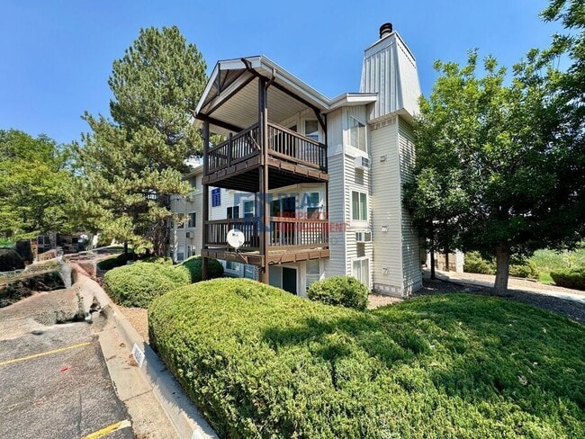 17473 E Mansfield Ave in Aurora, CO - Building Photo - Building Photo