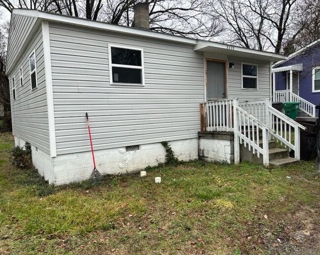 property at 1235 Franklin Ave