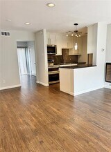 4320 Cole Ave in Dallas, TX - Building Photo - Building Photo