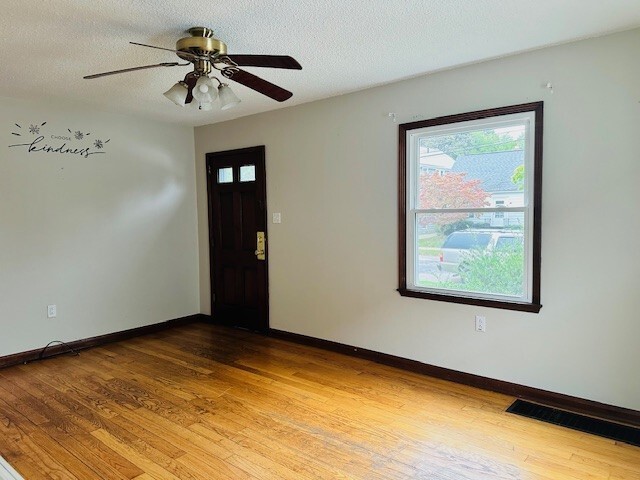 3224 French St in Erie, PA - Building Photo - Building Photo