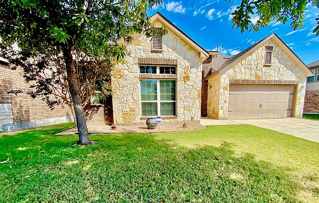 15527 Birdstone Ln in San Antonio, TX - Building Photo - Building Photo