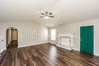 9353 Whaleys Lake Trce in Jonesboro, GA - Building Photo - Building Photo