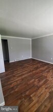 47 E Main St in Windsor, PA - Building Photo - Building Photo