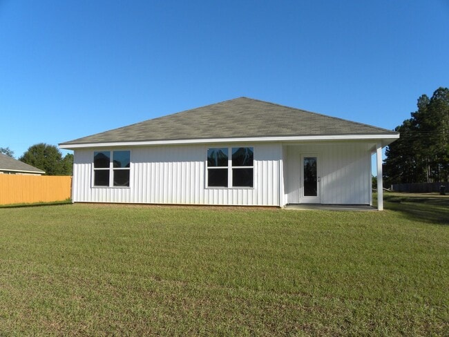 16808 Rhodes Ln in Foley, AL - Building Photo - Building Photo