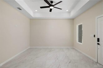 11 Skyview St in Weslaco, TX - Building Photo - Building Photo