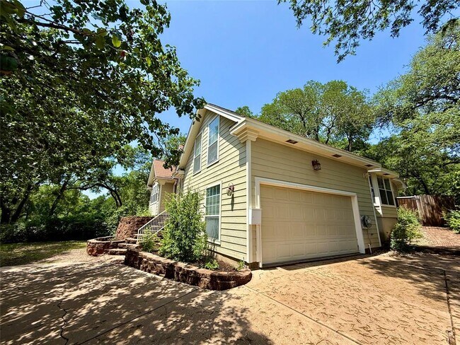 5615 Shoal Creek Blvd in Austin, TX - Building Photo - Building Photo