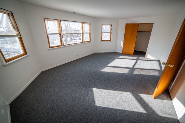 2336 W 122nd St, Unit 2336 W 122nd St in Blue Island, IL - Foto de edificio - Building Photo