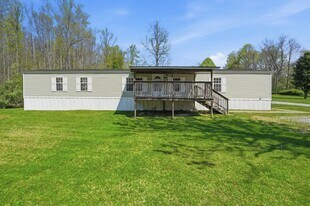 267 Maddux Farm Dr in Gate City, VA - Building Photo