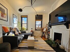 372 2nd St in Jersey City, NJ - Building Photo