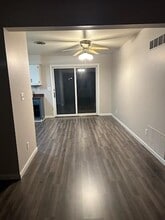 519 W Superior St in Ottawa, IL - Building Photo - Building Photo