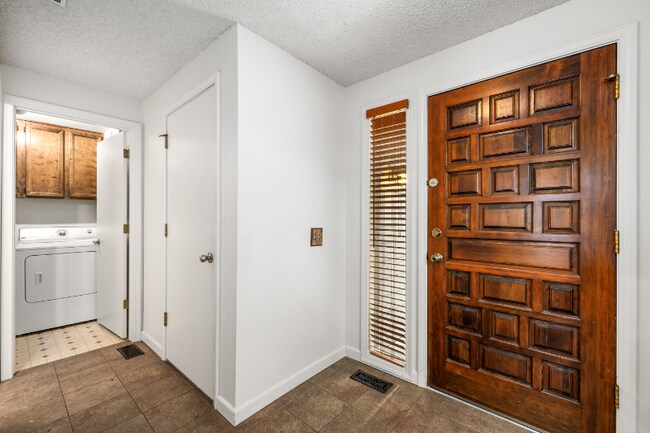 2243 E Serene Dr in Boise, ID - Building Photo - Building Photo