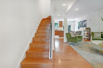 520 Lamont St NW in Washington, DC - Building Photo - Building Photo