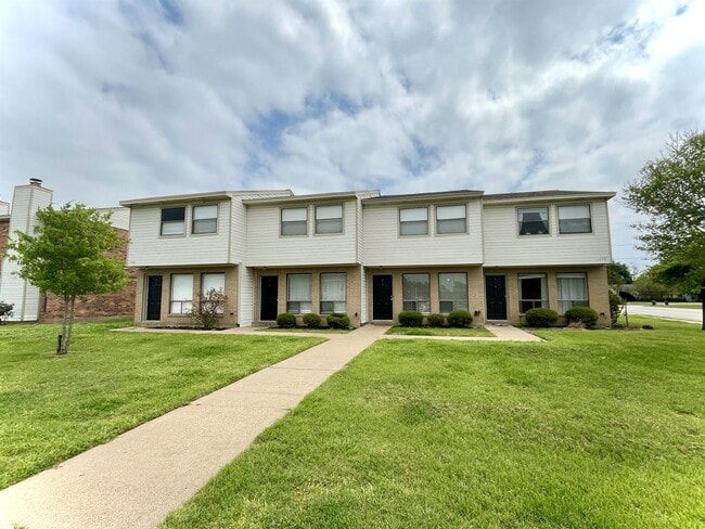 700 San Pedro Dr in College Station, TX - Building Photo - Building Photo