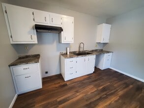 816 W Gambier St in Mount Vernon, OH - Building Photo - Building Photo