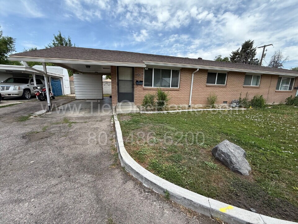 2936 S Adams St in Salt Lake City, UT - Building Photo