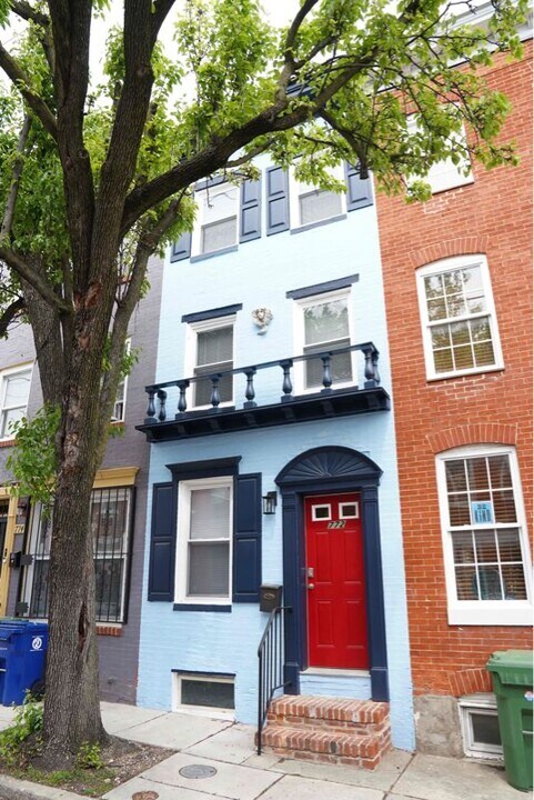 772 Carroll St in Baltimore, MD - Building Photo