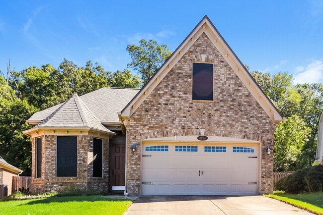 property at 4894 Shadow Cove