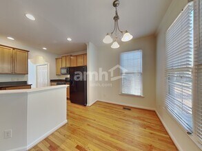 905 Alba Rose Ln in Wake Forest, NC - Building Photo - Building Photo