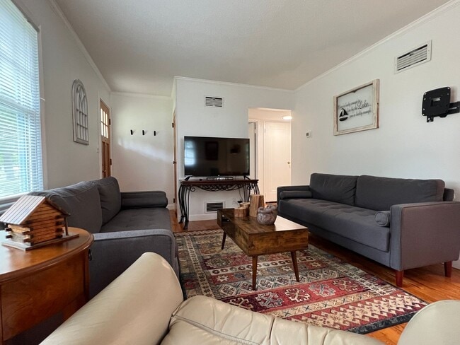 548 Cromwell Dr in Traverse City, MI - Building Photo - Building Photo