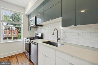 4815 Chester Ave in Philadelphia, PA - Building Photo - Building Photo