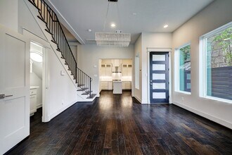 609 W Pierce St in Houston, TX - Building Photo - Building Photo