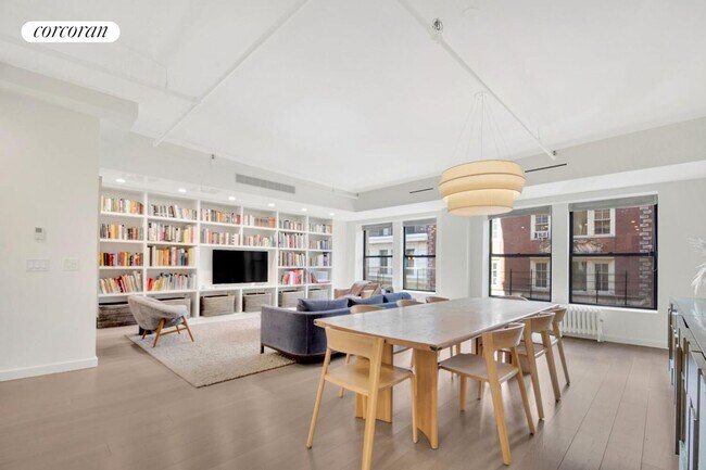 12-14 W 18th St in New York, NY - Building Photo - Building Photo