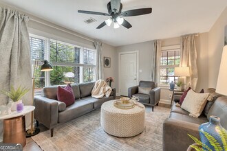 94 Cochran Rd SE in Marietta, GA - Building Photo - Building Photo