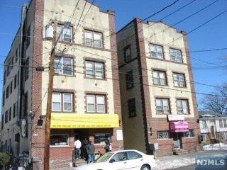 191 1st St in Englewood, NJ - Foto de edificio - Building Photo