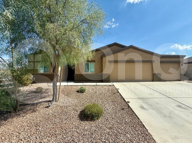 2736 Calle Palta in Tucson, AZ - Building Photo - Building Photo
