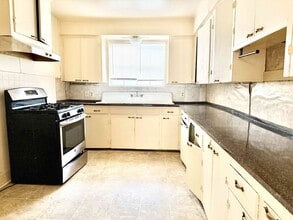 1203 S 18th St in Baton Rouge, LA - Building Photo - Building Photo