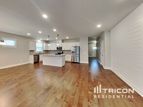 302 Spring St in White House, TN - Building Photo - Building Photo