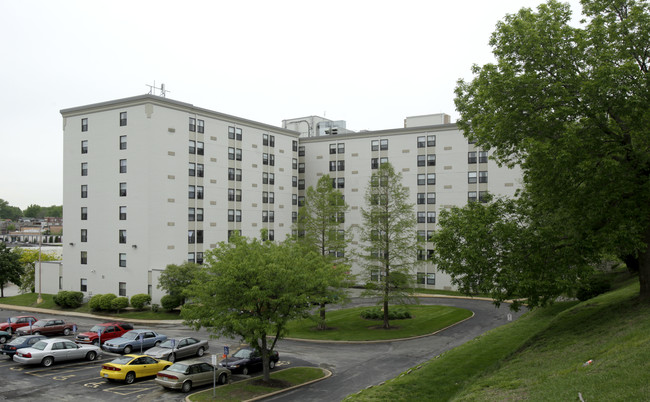 The Alex Aboussie Pavilion in St. Louis, MO - Building Photo - Building Photo