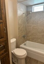 127 S Crestwood Blvd in Desoto, TX - Building Photo - Building Photo