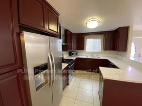 3924 Glading Dr in San Diego, CA - Building Photo - Building Photo