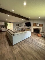 865 Melissa St SE in Salem, OR - Building Photo